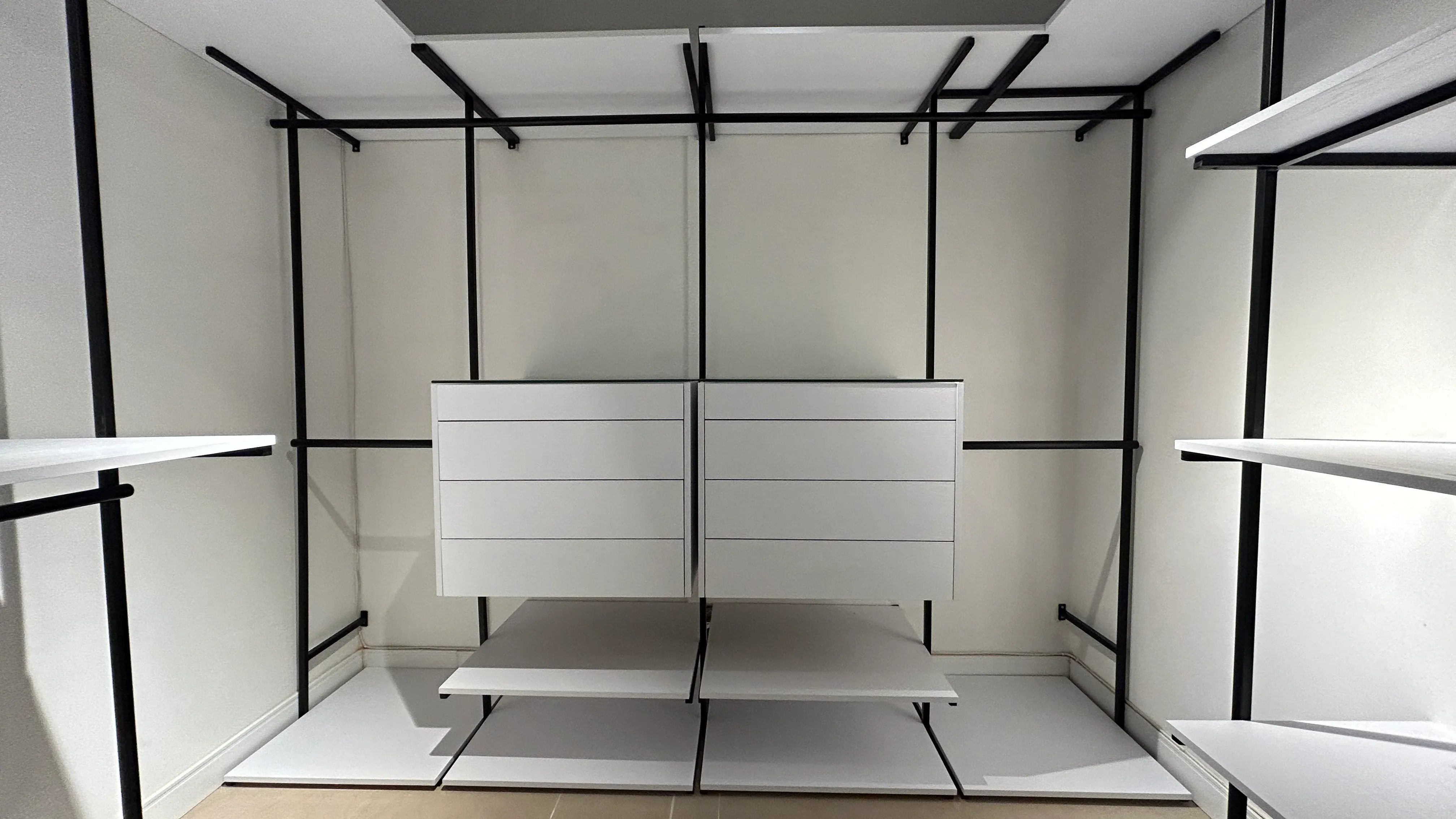 Cajoneras centrales y módulos de joyería — Vestidor Bibian