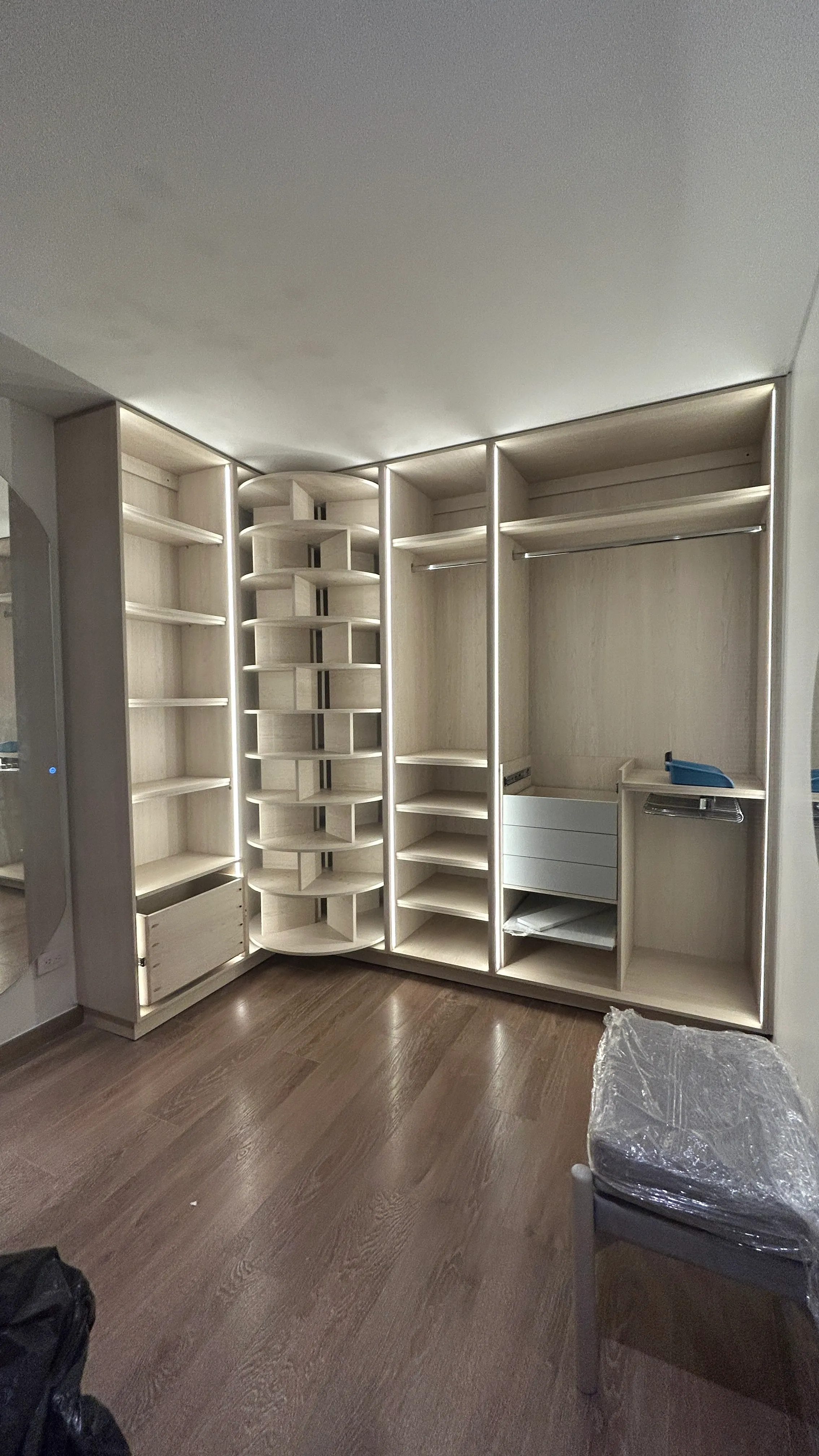 Detalle técnico vestidor de Leiby